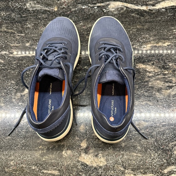 Clarks Unstructured Navy Sneakers - Picture 2 of 6